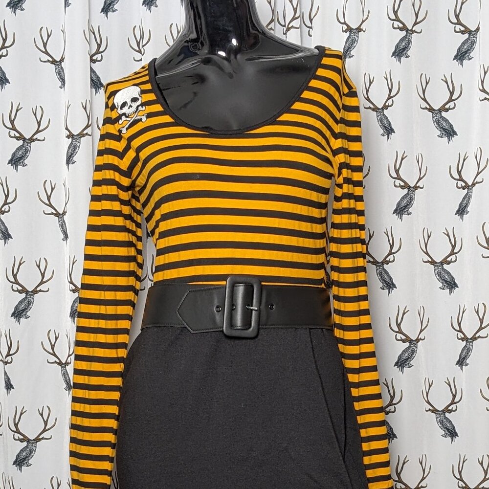 Deadly Dames Gold and Black Dragstrip Pinup Wiggle Dress